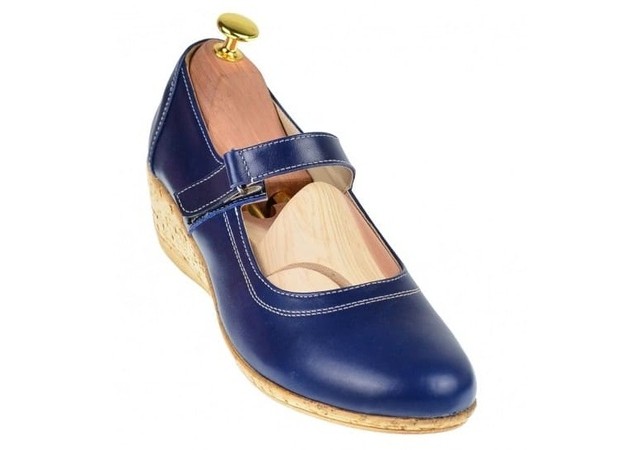 Oferta marimea 38 - Pantofi dama casual din piele naturala cu bareta MALTA - LP38BL